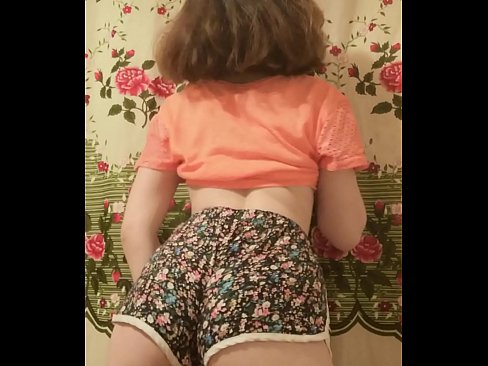 ❤️ La joven sexy hace un striptease grabando sus calzoncillos en la cámara ❤ Porno ruso en es.onlydesiporn.ru ❌️